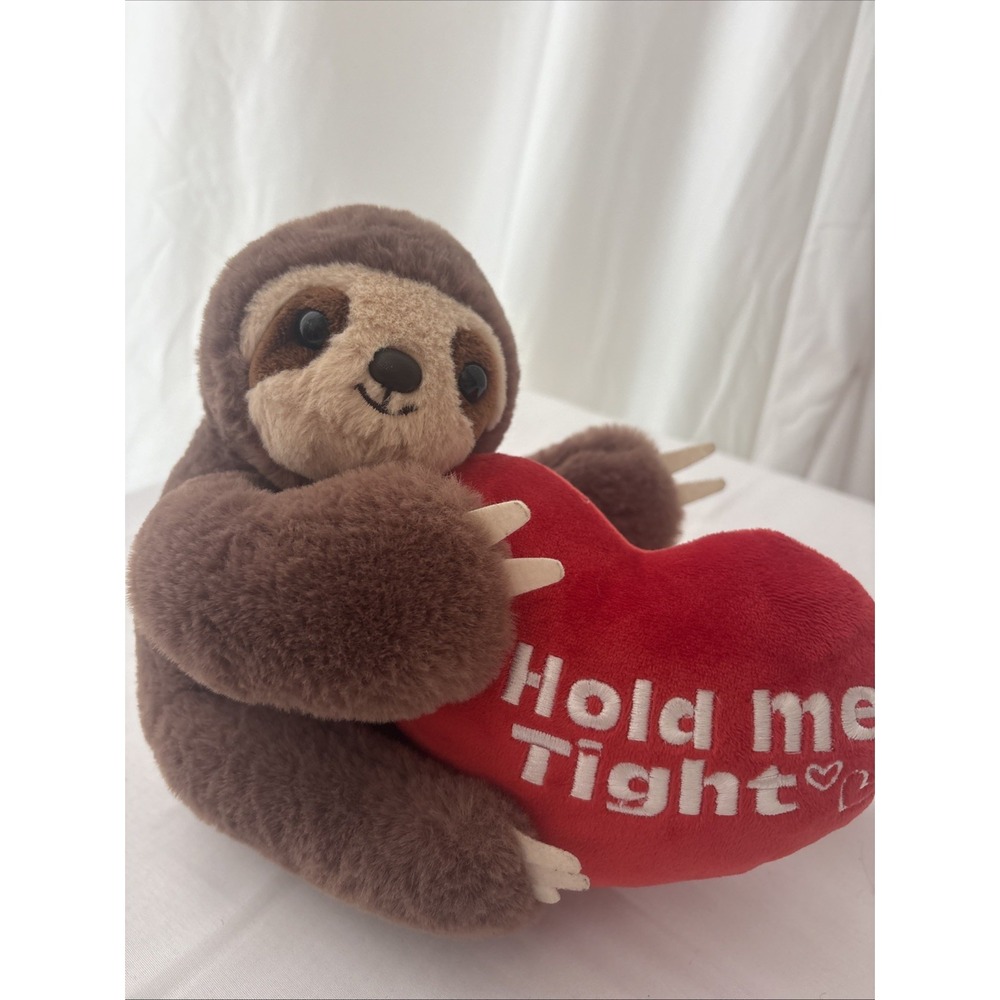 Aurora Valentine Sloth Soft Plush Hold Me Tight Heart Love Anniversary Toy 2020 - Picture 2 of 8